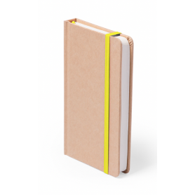 Notebook/Notes in natural cardboard 9 x 14 cm. White interior with bookmark and elastic.