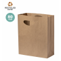 Lightweight bags in recycled paper of 80g/m2. 22 x 11 x 27 cm. Collins
